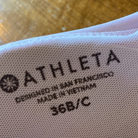 Athleta underwire purple bikini top New without tags!Comfortable and adjustable - Picture 8 of 14